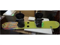 AIRWALK YOUTH SNOWBOARD GREEN W/BOOTS & BINDINGS