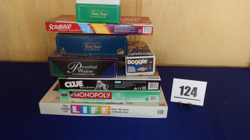 Online Auction - Collectibles, Household, Hair Salon Items