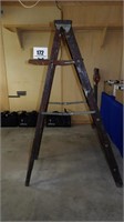 Wooden Step Ladder