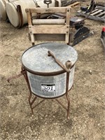 ANTIQUE WASHING MACHINE