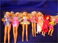 3 Barbies(1966) & 4 Friends with Clothes