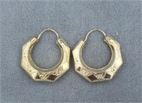 Pair 14k Yellow Gold Hollow Hoop Earrings 1.9g