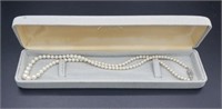 14k White Gold Clasp 17" Graduated Unknotted