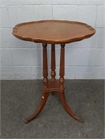 Vintage 3 Legged Wood Pie Crust Table