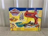 Play Doh Kitchen Noodle Party Playset