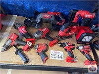 Milwaukee Lot of Milwaukee tools 10 pcs contents