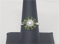 .925 Sterling Silver Pearl/Peridot Ring