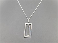 .925 Sterling Silver Pendant & Chain