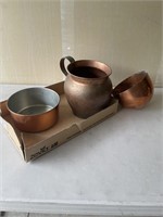 Copper décor and cookware