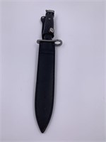 Clip point replica bayonet similar to an M7 with s