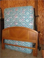 Full Size Oak Bed w/ Matress