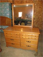 6 Drawer Dresser w/ Mirror