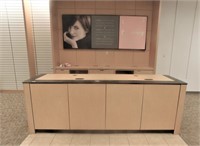 Front sales counter, 33x106.5x36.5
