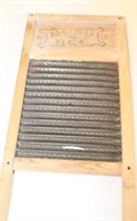 Vintage Busy Bee Washboard No. 16