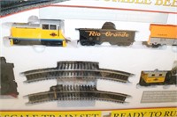 Model Power HO Scale Electric Train Set Bumble Bee