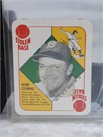 1951 Topps Red Backs Card #4 Verne Stephens