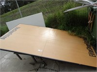 Mobile Table Tennis Table