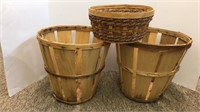 (2)1/2 bushel baskets &  (1) serving basket