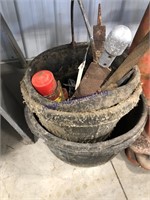 RUBBER TUBS AND BUCKETS, FILES, HOOF ACCESSORIES