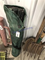 FOLDING LAWN CHAIR W/ CARRYING CASE