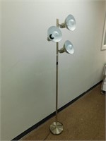 67h Floor Lamp-Working