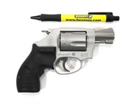 Smith & Wesson Model 637-2 Airweight Chief's