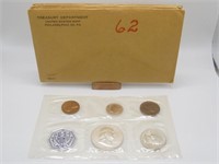 (3) 1962 PROOF COIN SETS IN ENVELOPES