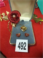 Nice New Rose necklace and pin & earring set