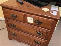 3 drawer stand or chest of drawers