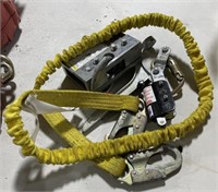 Lot of safety harnesses