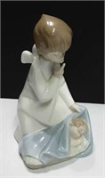 LLADRO Dasia Angel with Baby KJC