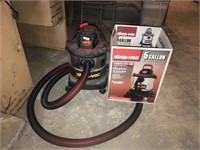 5 Gallon Stainless Tank Shop Vac with Box