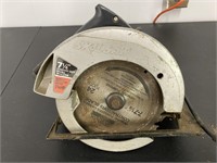 Skilsaw 7 1/4" Circular Saw, Works