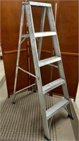 Aluminium 57.5" Foldable Painters Ladder