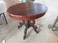 Antique oval table