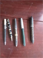 Lot of vintage pens