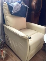 Electric Reclining Chair And Throw