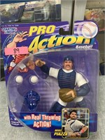 1998 MIKE PIAZZA PRO ACTION STARTING LINE UP