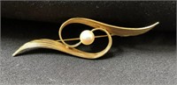 Winard Gold-Filled Pin with Cultured Pearl