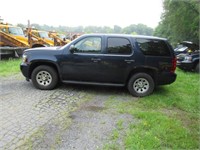 09 Chevrolet Tahoe  Subn BL 8 cyl  4X4; Started