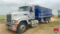 2011 Mack CHU-613, Grain Truck
