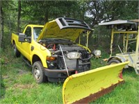 10 Ford F250  Pickup YW 8 cyl  4X4; Includes Plow