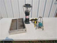 PROPANE CAMP LANTERN / WATER SPRINKLERS