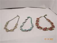 3 Colored Short Necklaces