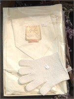 Irish Linen And Glove