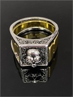 Silver and gold toned stash skull ring