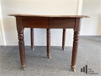 5 Leg Dining Table on Casters