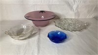 Box lot of decorative bowls