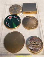 GROUP: VINTAGE COMPACTS