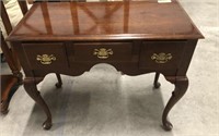 QUEEN ANNE 3-DRAWER FOYER TABLE